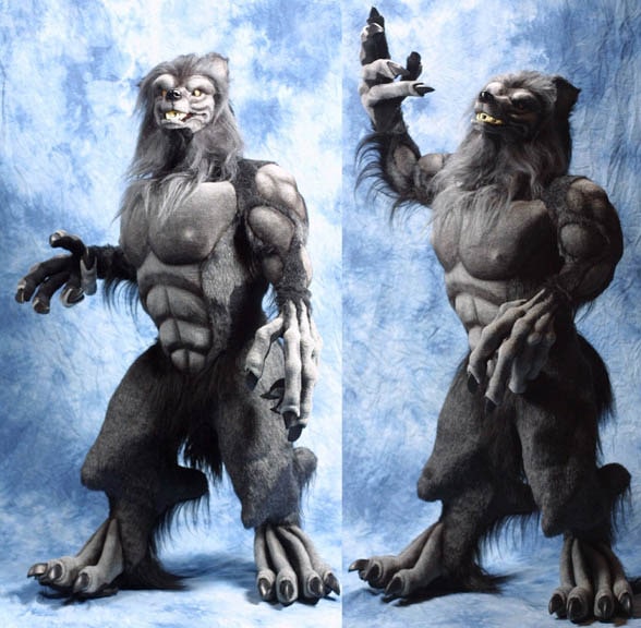 Reales Werewolf fursuit